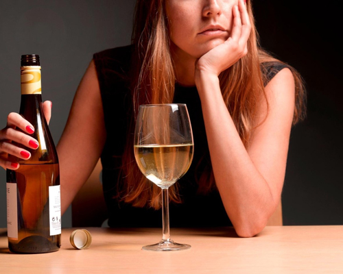 Анонимное лечение женского алкоголизма в Кусе